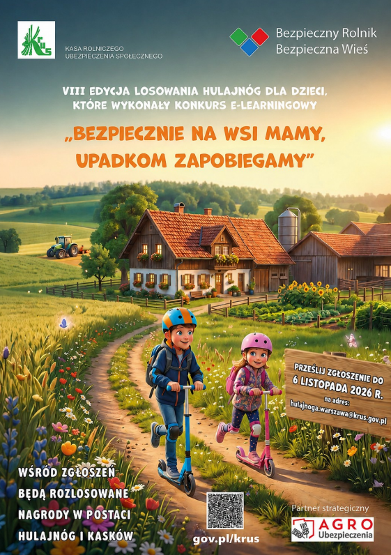 Dwoje dzieci na hulajnogach jedzie wiejską ścieżką. W tle widoczna zielona łąka, kwiaty i drewniany dom. Po lewej stronie pole z traktorem.